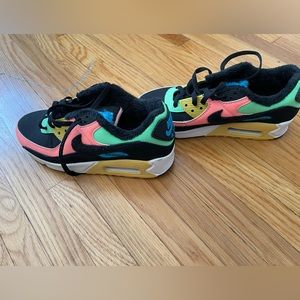 Never worn Nike Multiple colors Air Max